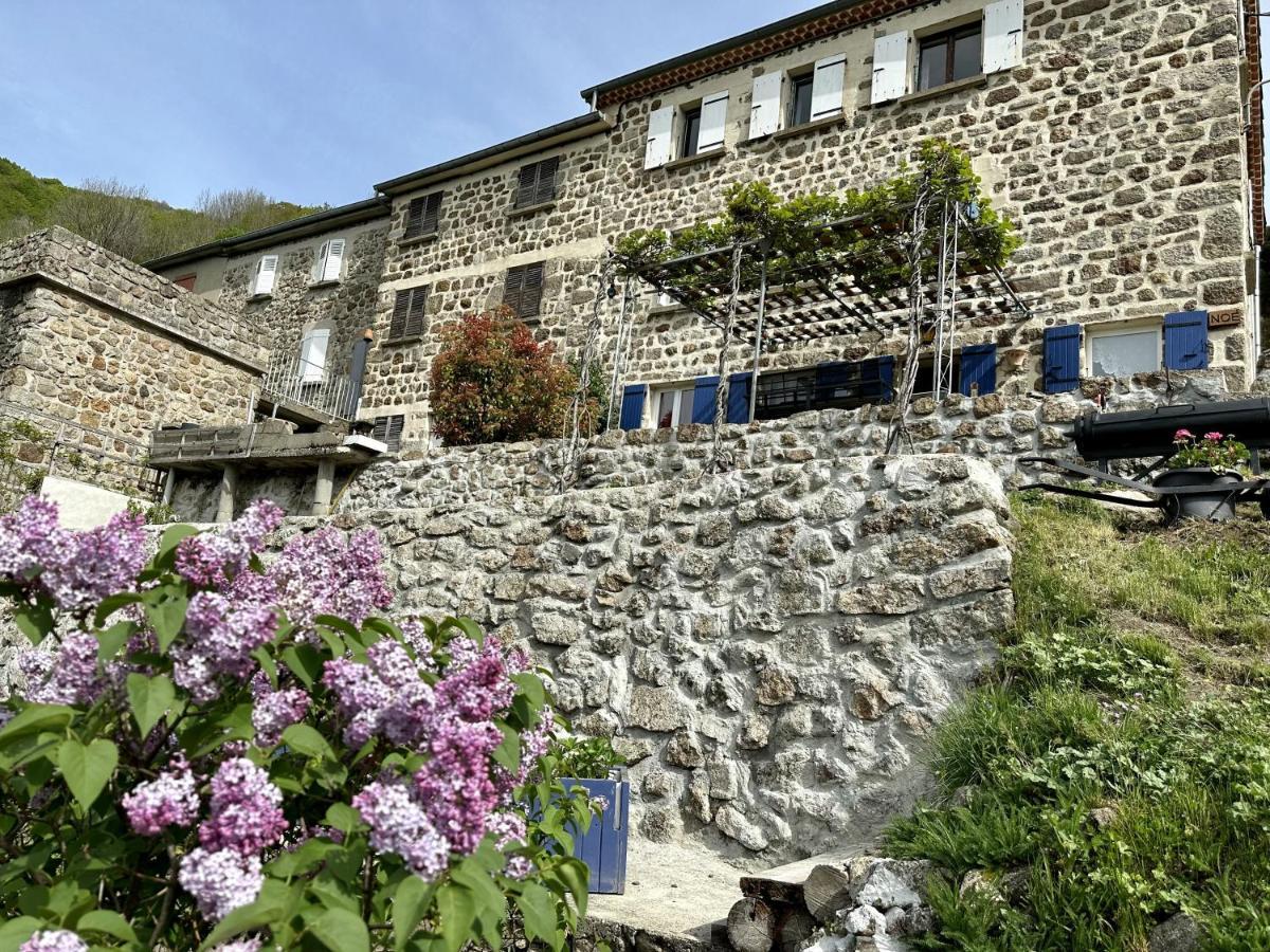 Gite De Noe Au Ray-Pic Pereyres Exteriér fotografie