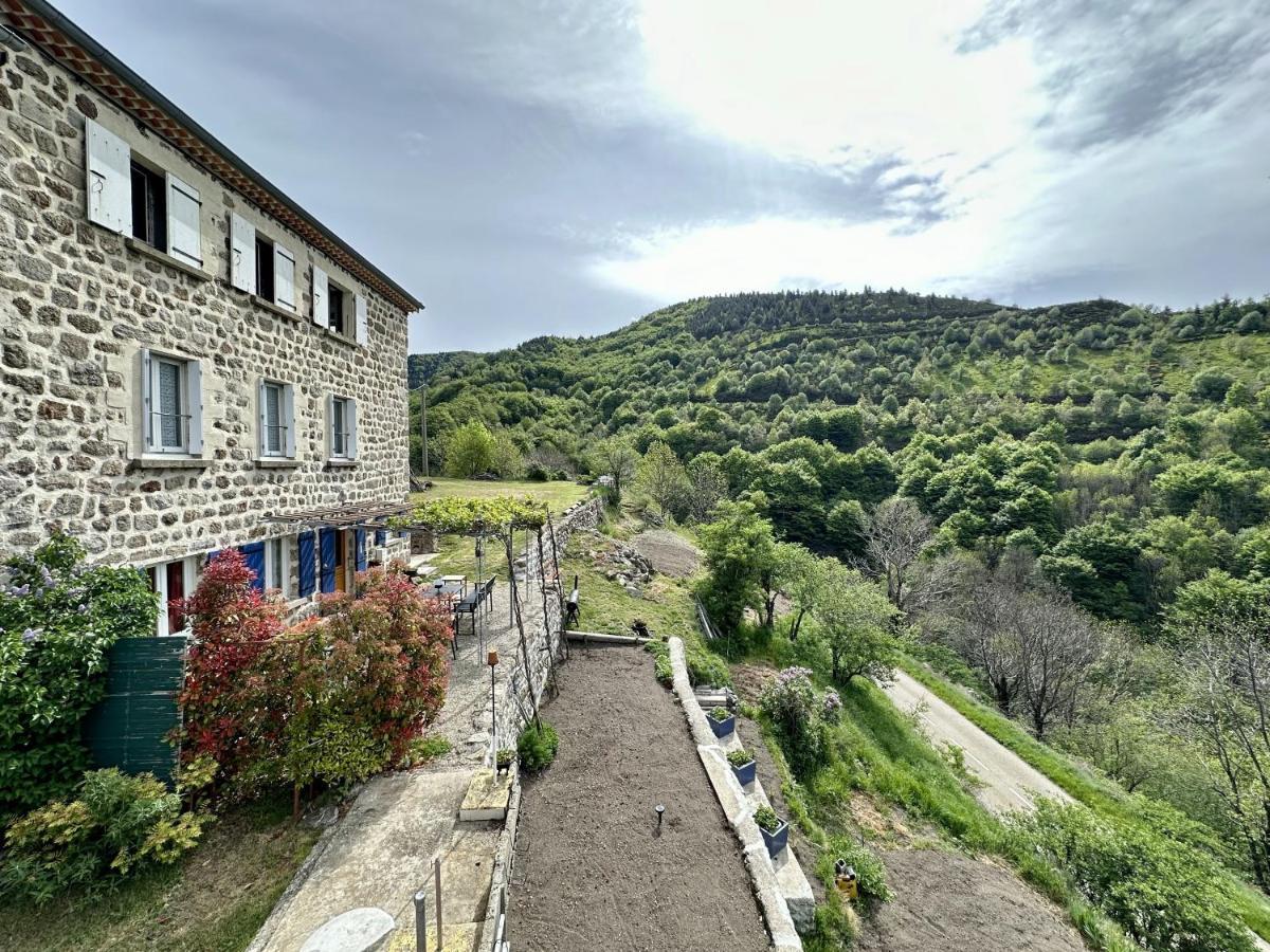 Gite De Noe Au Ray-Pic Pereyres Exteriér fotografie